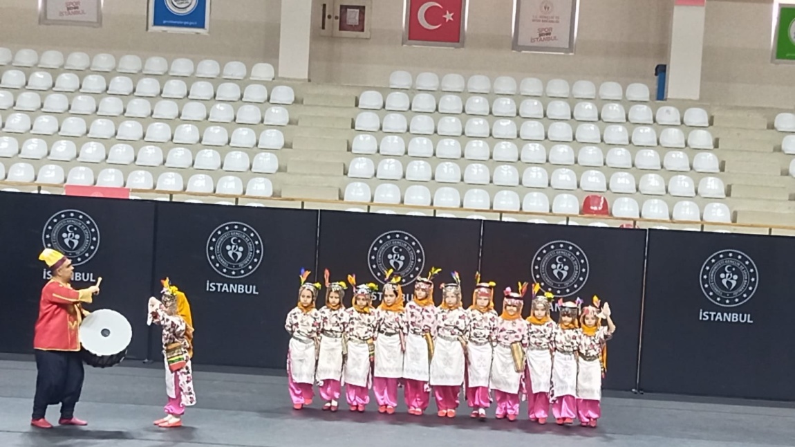 Halk Oyunları Ekibimizi Tebrik Ederiz