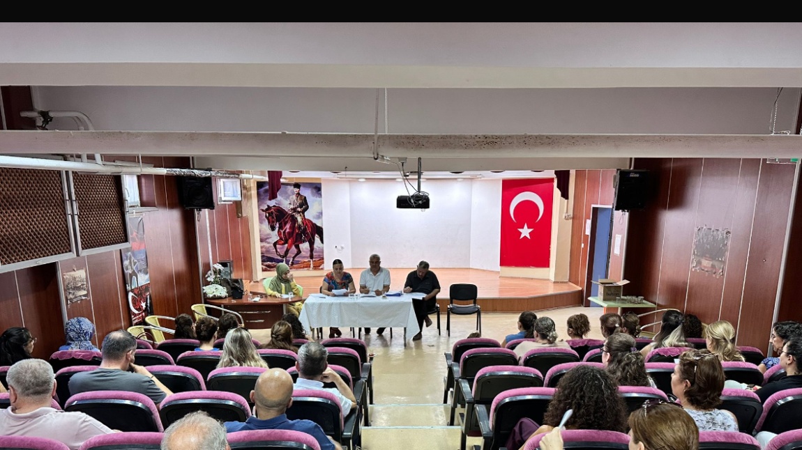 Sene Başı Öğretmenler Kurulu Toplantısı